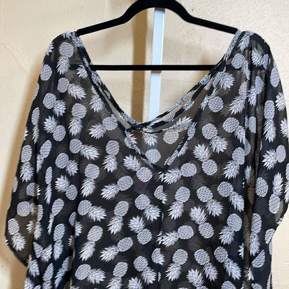 No Boundaries Pineapple Print Kaftan Shawl size XL Black & White semi sheer - Picture 6 of 10